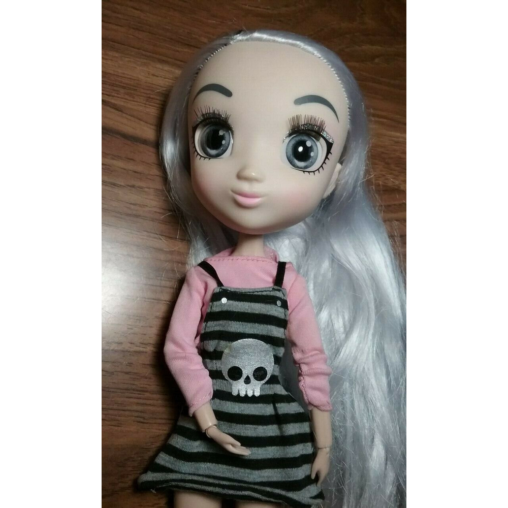 Shibajuka Girls Yoko Hunter1708031-011  Big Eyes Lashes Gray Hair Goth 12.5"